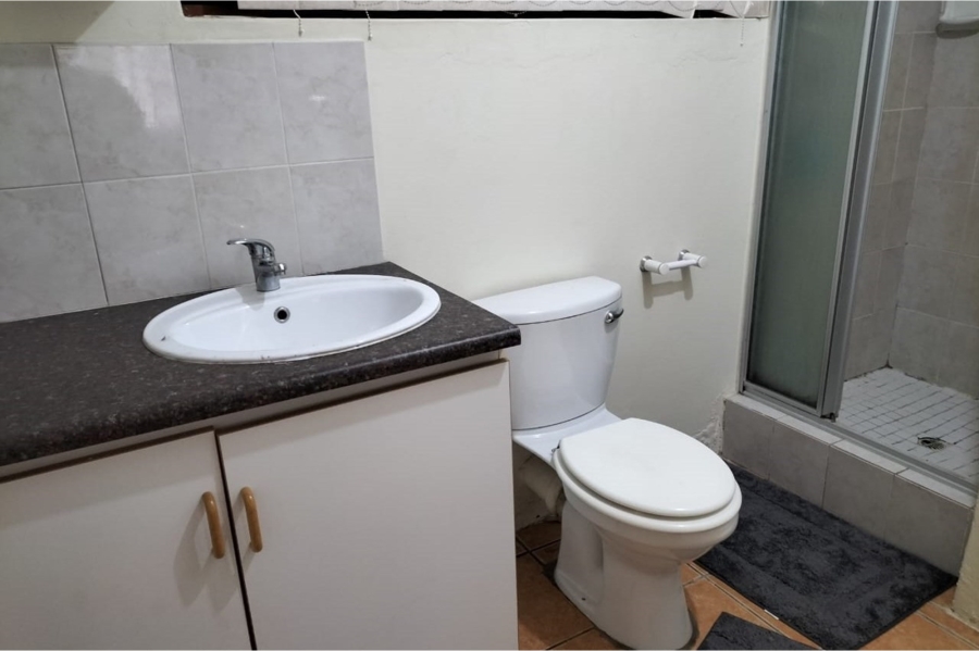 2 Bedroom Property for Sale in C Place Eastern Cape